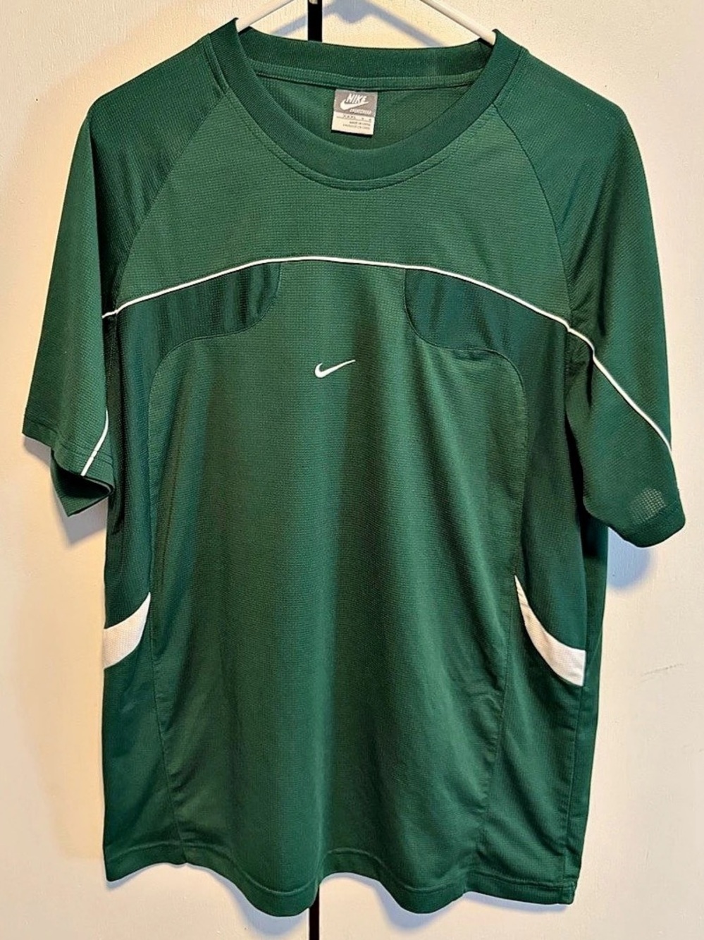 Nike Color Block Athletic Tee in Green & White Size XL G20